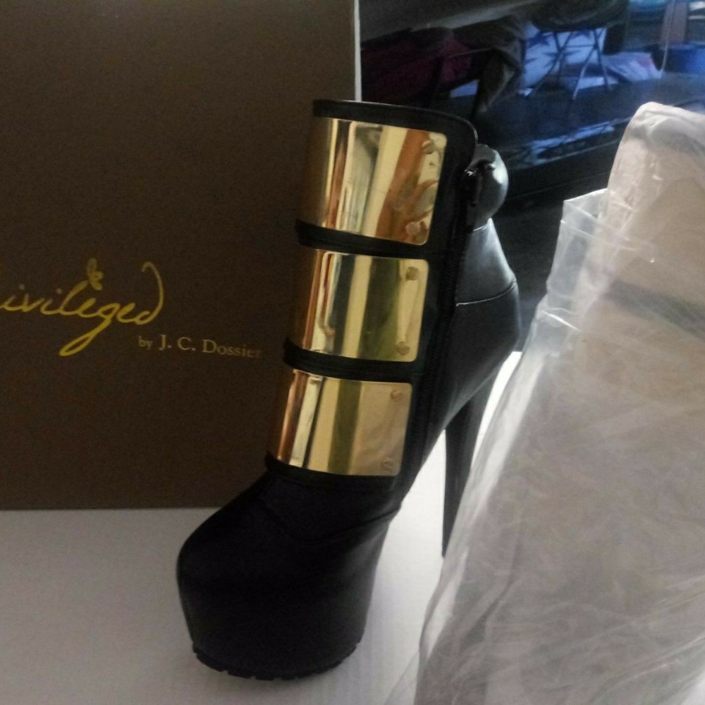 Priveledge Never Worn new!